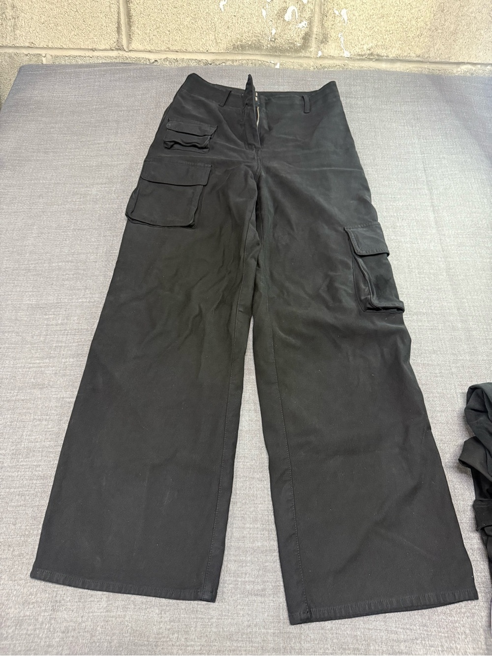 Wilfred Black Branded wide leg pants